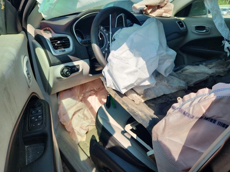 62481876 :رقم المزاد ، 3C4NJDBB5KT628943 vin ، 2019 Jeep Compass مزاد بيع