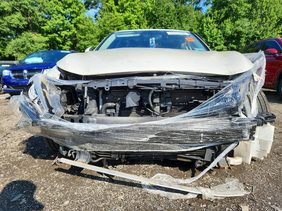 Продажа на аукционе авто 2017 Infiniti Q50, vin: JN1EV7AP6HM736539, номер лота: 62067886
