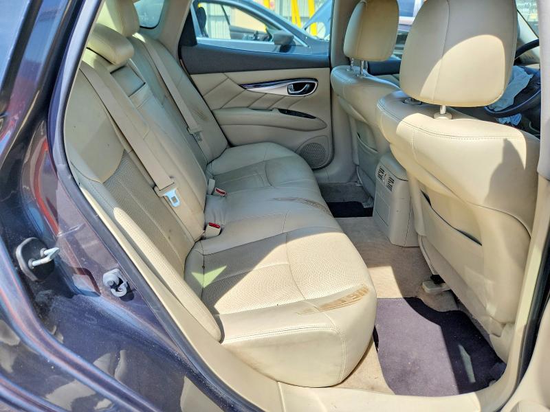 60006086 :رقم المزاد ، JN1BY1APXFM542682 vin ، 2015 Infiniti Q70 مزاد بيع