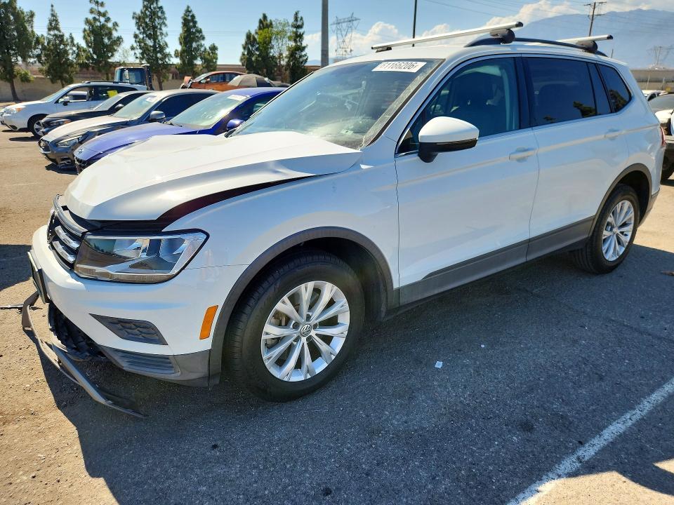 61166206 :رقم المزاد ، 3VV3B7AX8KM024589 vin ، 2019 Volkswagen Tiguan مزاد بيع