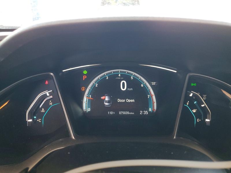 62341666 :رقم المزاد ، 19XFC2F71JE041277 vin ، 2018 Honda Civic مزاد بيع