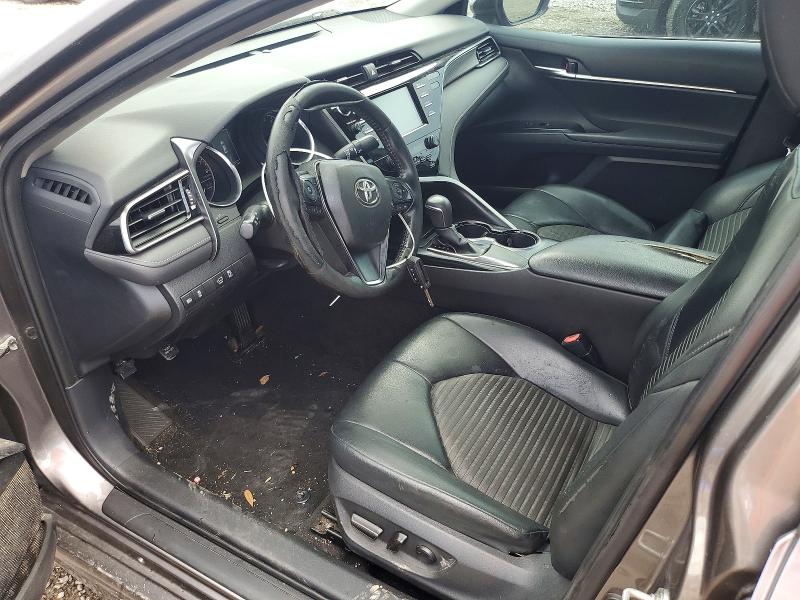 59659426 :رقم المزاد ، 4T1B11HK7KU745000 vin ، 2019 Toyota Camry مزاد بيع