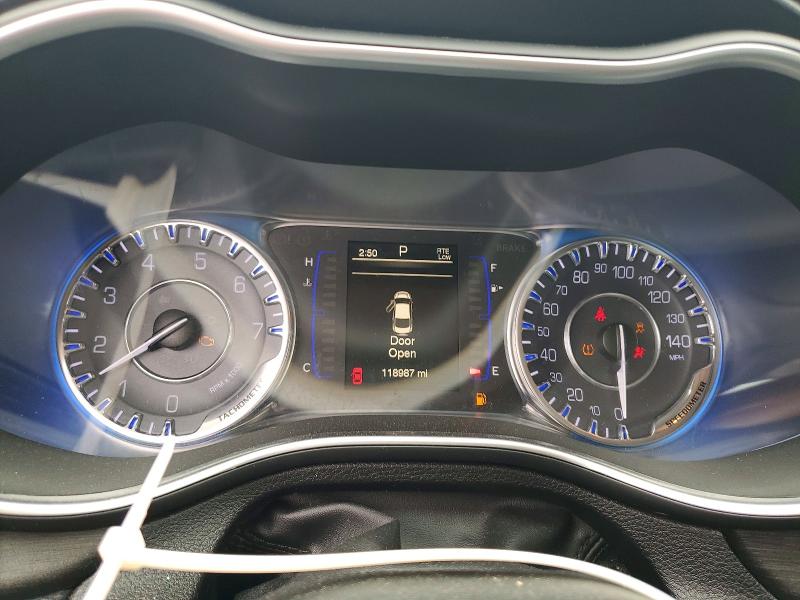 60327856 :رقم المزاد ، 1C3CCCAB5HN507551 vin ، 2017 Chrysler 200 مزاد بيع