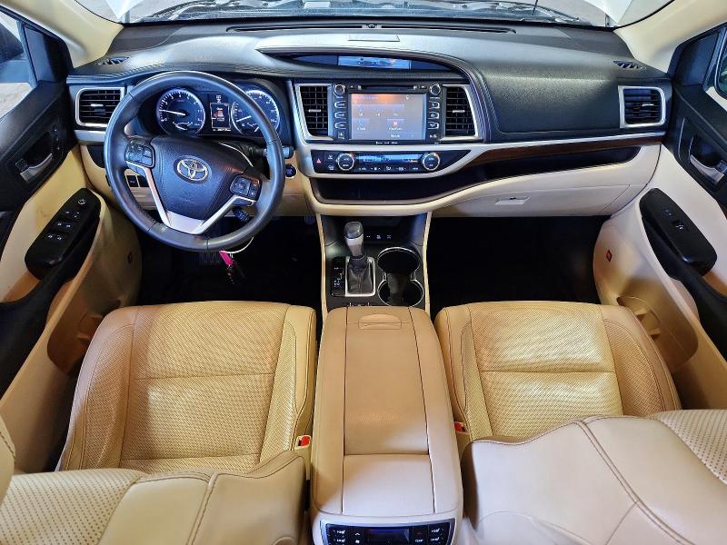 Продажа на аукционе авто 2016 Toyota Highlander, vin: 5TDDKRFH7GS314328, номер лота: 61257066