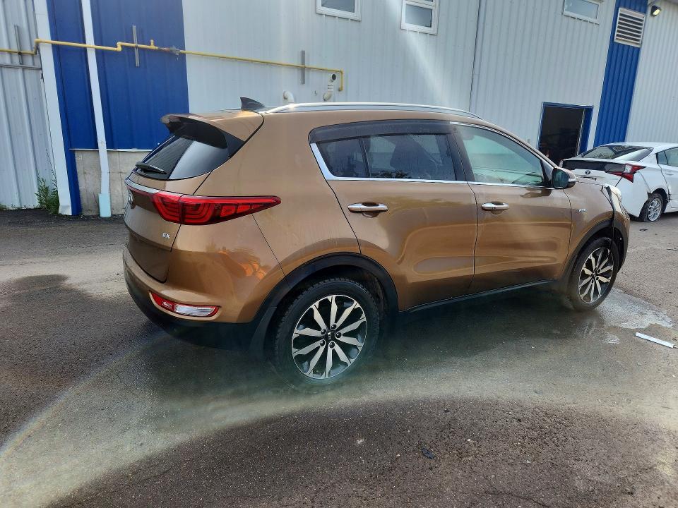 60474436 :رقم المزاد ، KNDPNCAC2H7057796 vin ، 2017 Kia Sportage مزاد بيع