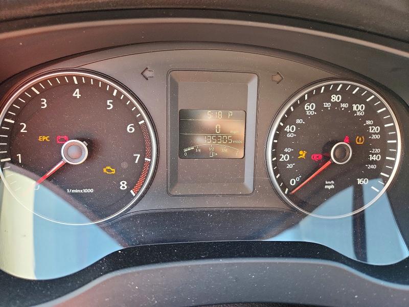 60044026 :رقم المزاد ، 3VWD17AJ5EM392702 vin ، 2014 Volkswagen Jetta مزاد بيع