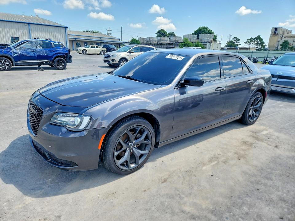 Продаж на аукціоні авто 2022 Chrysler 300, vin: 2C3CCAAG3NH131145, номер лоту: 60677236