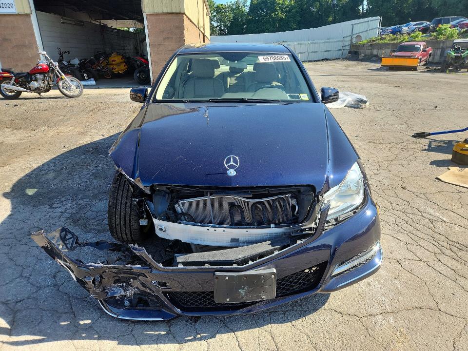 Продажа на аукционе авто 2013 Mercedes-benz C, vin: WDDGF8AB1DR244081, номер лота: 59788086