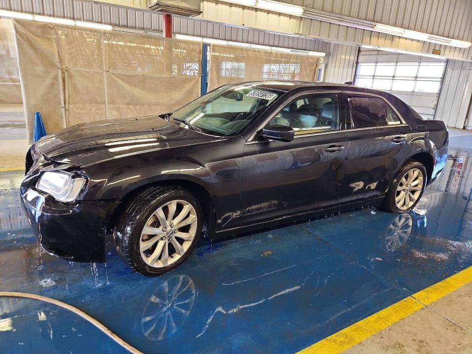 2016 Chrysler 300 მანქანა იყიდება აუქციონზე, vin: 2C3CCARG0GH270544, აუქციონის ნომერი: 53654136