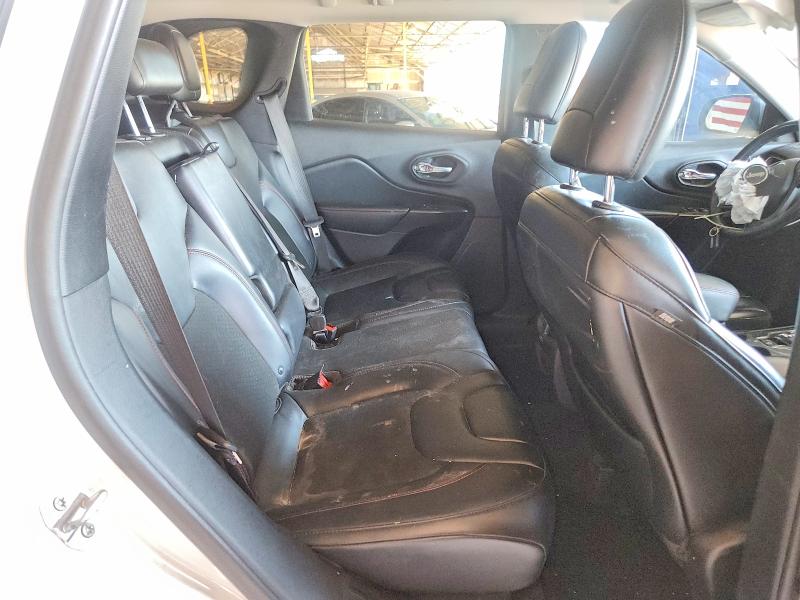 63204846 :رقم المزاد ، 1C4PJMBN4KD474623 vin ، 2019 Jeep Cherokee مزاد بيع