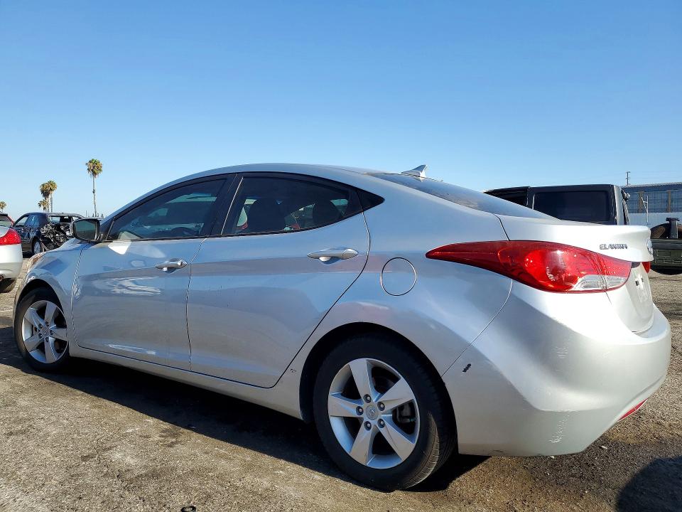2013 Hyundai Elantra მანქანა იყიდება აუქციონზე, vin: 5NPDH4AE7DH311171, აუქციონის ნომერი: 61421716