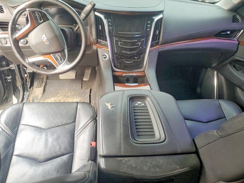 2018 Cadillac Escalade მანქანა იყიდება აუქციონზე, vin: 1GYS4BKJ6JR304195, აუქციონის ნომერი: 60169896