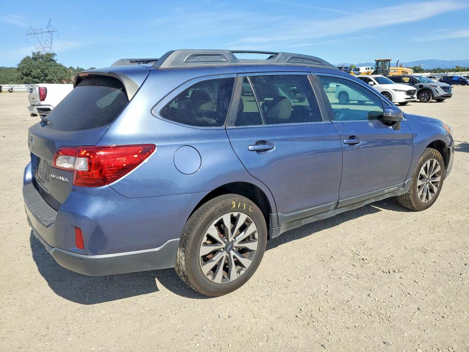 56690036 :رقم المزاد ، 4S4BSBNC0F3345761 vin ، 2015 Subaru Outback مزاد بيع