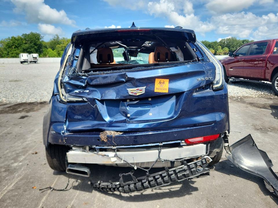 61980886 :رقم المزاد ، 1GYFZER41LF089589 vin ، 2020 Cadillac Xt4 مزاد بيع