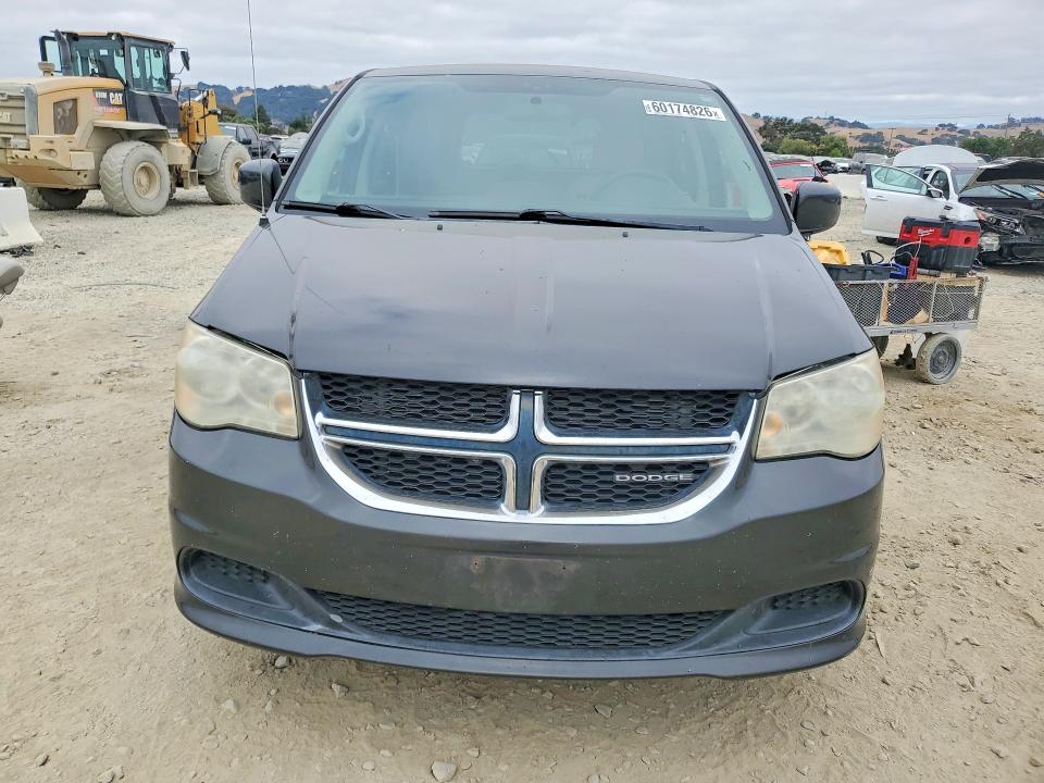 60174826 :رقم المزاد ، 2C4RDGCG0CR204949 vin ، 2012 Dodge Grand Caravan مزاد بيع