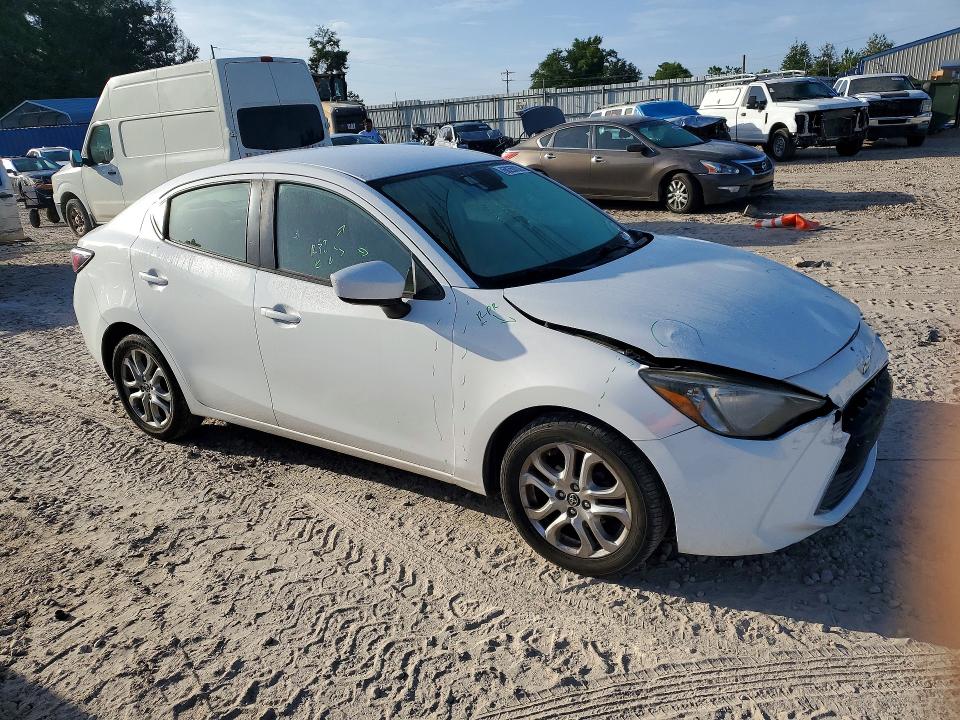 Продаж на аукціоні авто 2017 Toyota Yaris, vin: 3MYDLBYV7HY187549, номер лоту: 60260056