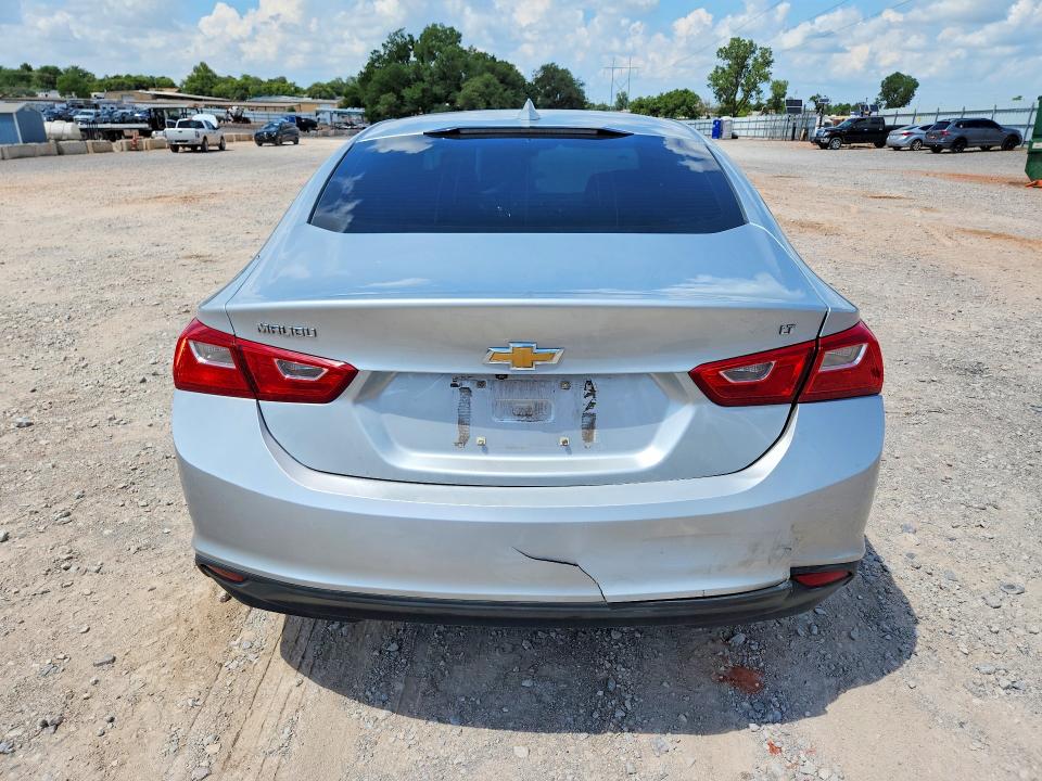 61141566 :رقم المزاد ، 1G1ZD5ST8JF156049 vin ، 2018 Chevrolet Malibu مزاد بيع