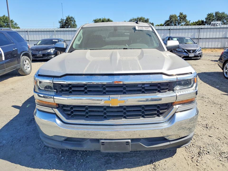 Auction sale of the 2018 Chevrolet Silverado, vin: 3GCPCREC0JG592915, lot number: 85981685