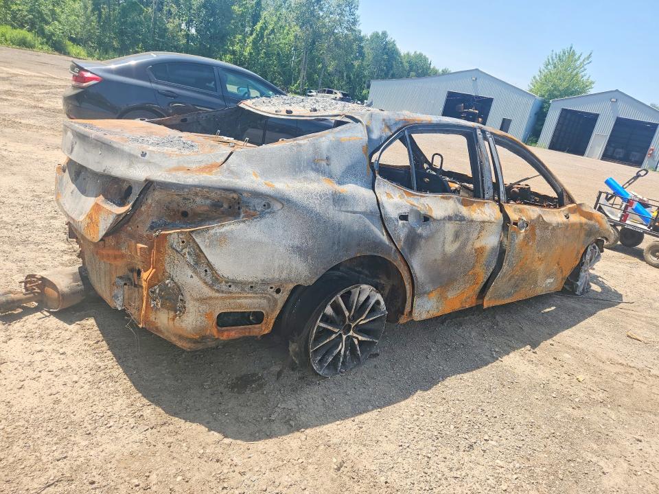 Продаж на аукціоні авто 2022 Toyota Camry, vin: 4T1B21HK4NU017300, номер лоту: 62030746