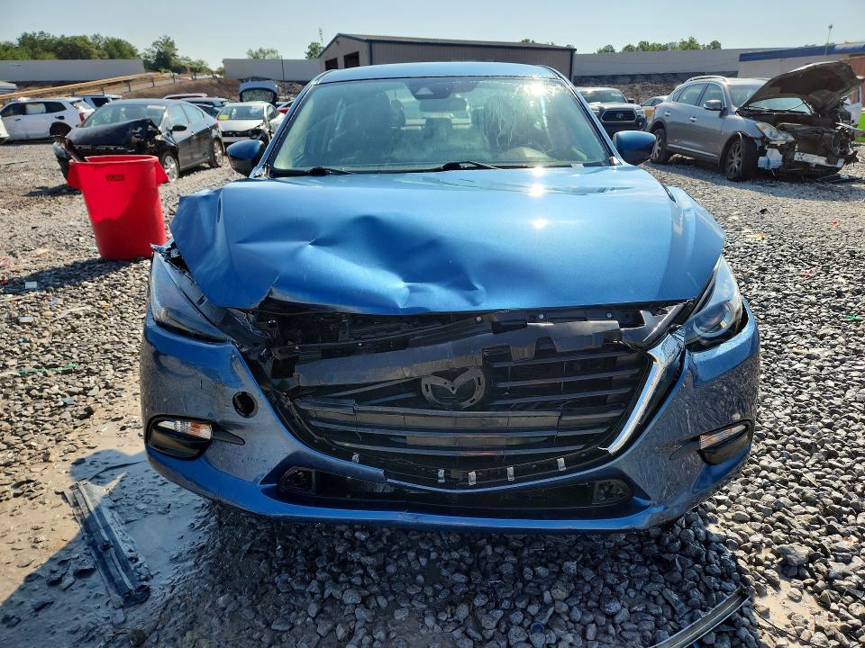 59146036 :رقم المزاد ، 3MZBN1V38JM242727 vin ، 2018 Mazda 3 مزاد بيع