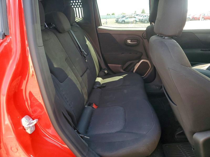 60186006 :رقم المزاد ، ZACCJBBT7FPB92372 vin ، 2015 Jeep Renegade مزاد بيع