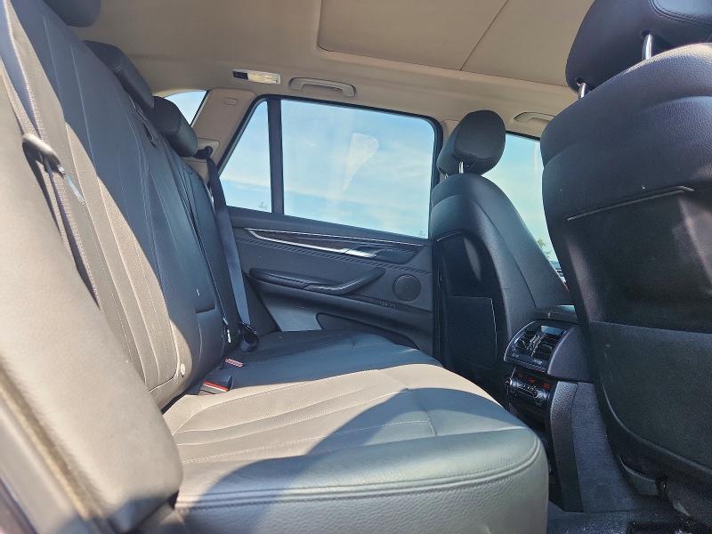 61879986 :رقم المزاد ، 5UXKR0C58G0P33363 vin ، 2016 Bmw X5 مزاد بيع