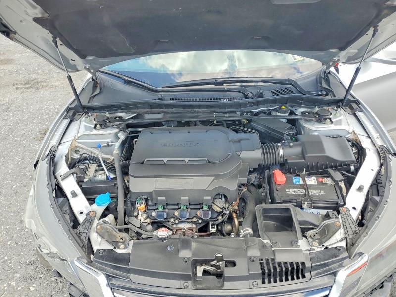 Продажа на аукционе авто 2015 Honda Accord, vin: 1HGCR3F83FA028333, номер лота: 60462176