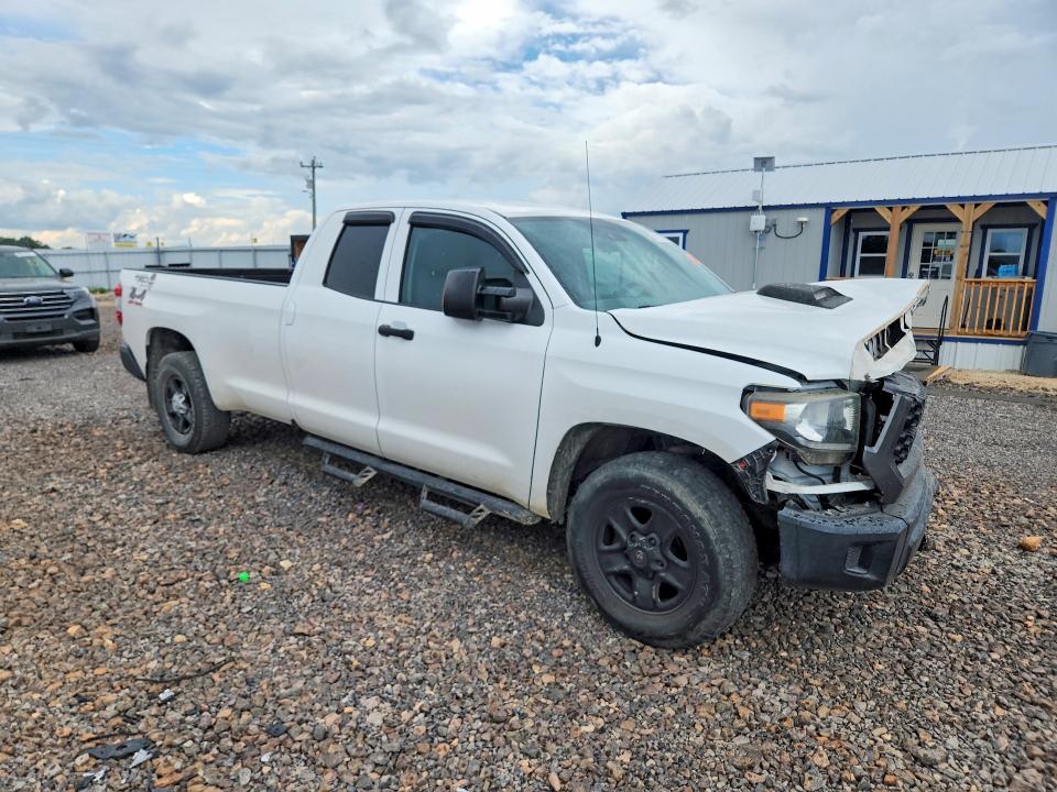 Продаж на аукціоні авто 2018 Toyota Tundra, vin: 5TFCY5F13JX022764, номер лоту: 61127296