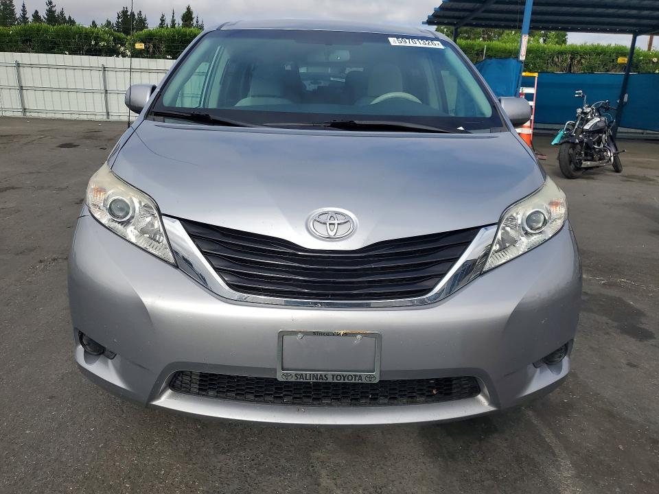 Продаж на аукціоні авто 2013 Toyota Sienna, vin: 5TDKK3DC2DS284159, номер лоту: 59701326