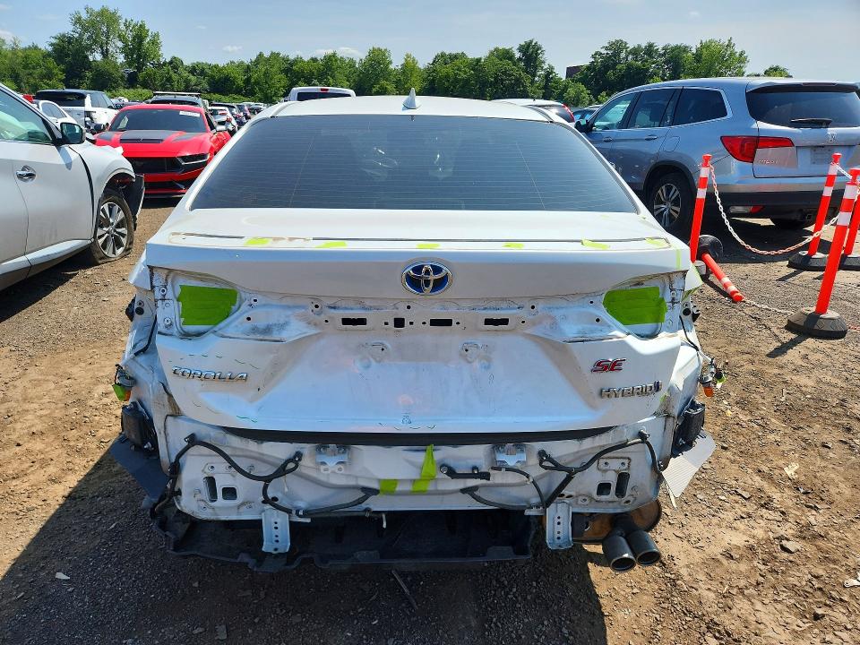 Продаж на аукціоні авто 2023 Toyota Corolla Hybrid, vin: JTDBDMHE2P3003611, номер лоту: 61784206