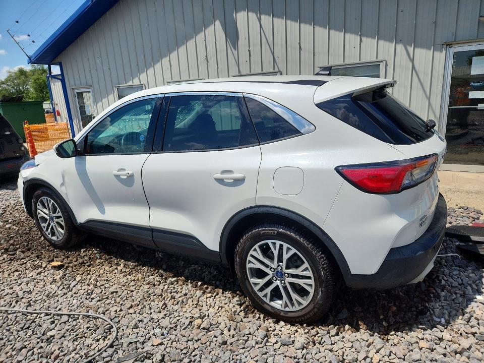 2022 Ford Escape მანქანა იყიდება აუქციონზე, vin: 1FMCU9H68NUA03657, აუქციონის ნომერი: 60970926