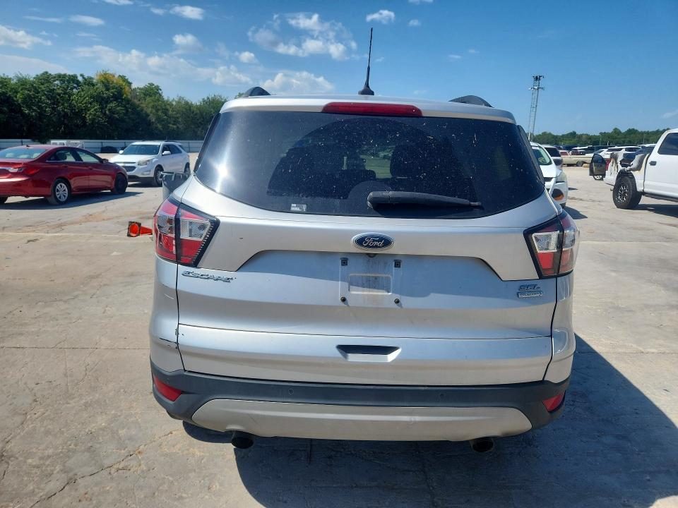 Продажа на аукционе авто 2018 Ford Escape, vin: 1FMCU0HDXJUD36768, номер лота: 60198216