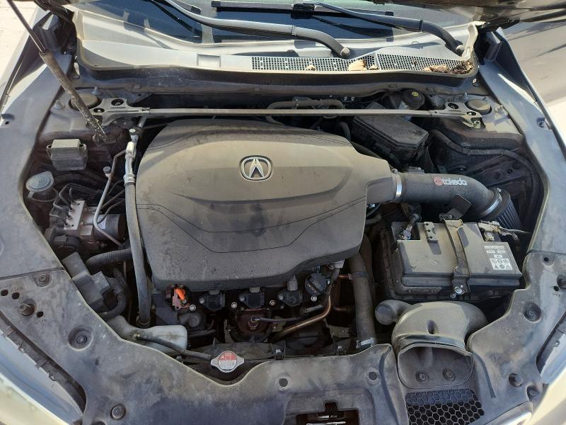 61680486 :رقم المزاد ، 19UUB3F50FA001251 vin ، 2015 Acura Tlx مزاد بيع