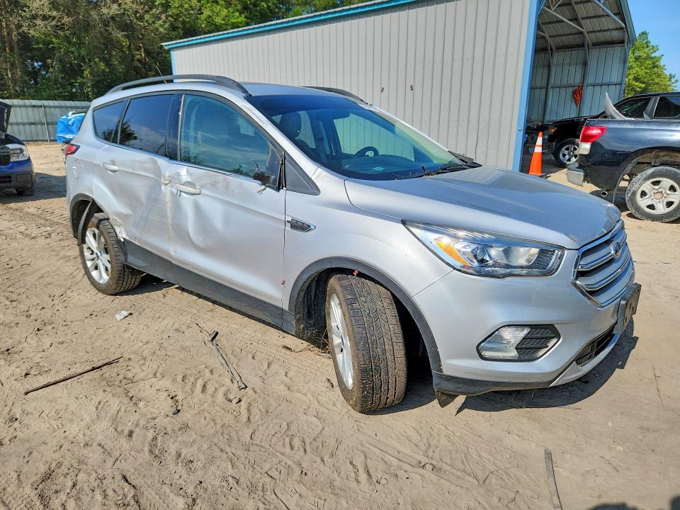 Продажа на аукционе авто 2018 Ford Escape, vin: 1FMCU0HD6JUD61490, номер лота: 62577386