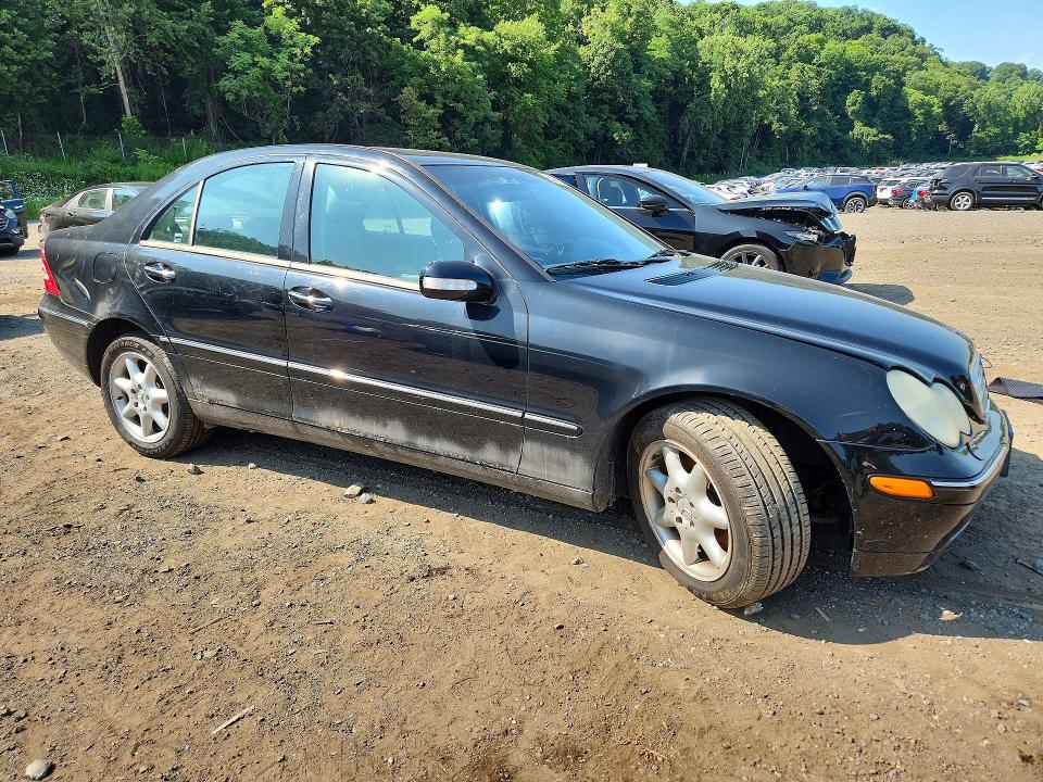 2003 Mercedes-benz C მანქანა იყიდება აუქციონზე, vin: WDBRF81J43F374283, აუქციონის ნომერი: 62491776
