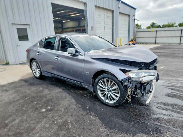 62009966 :رقم المزاد ، JN1EV7AP3JM365152 vin ، 2018 Infiniti Q50 مزاد بيع