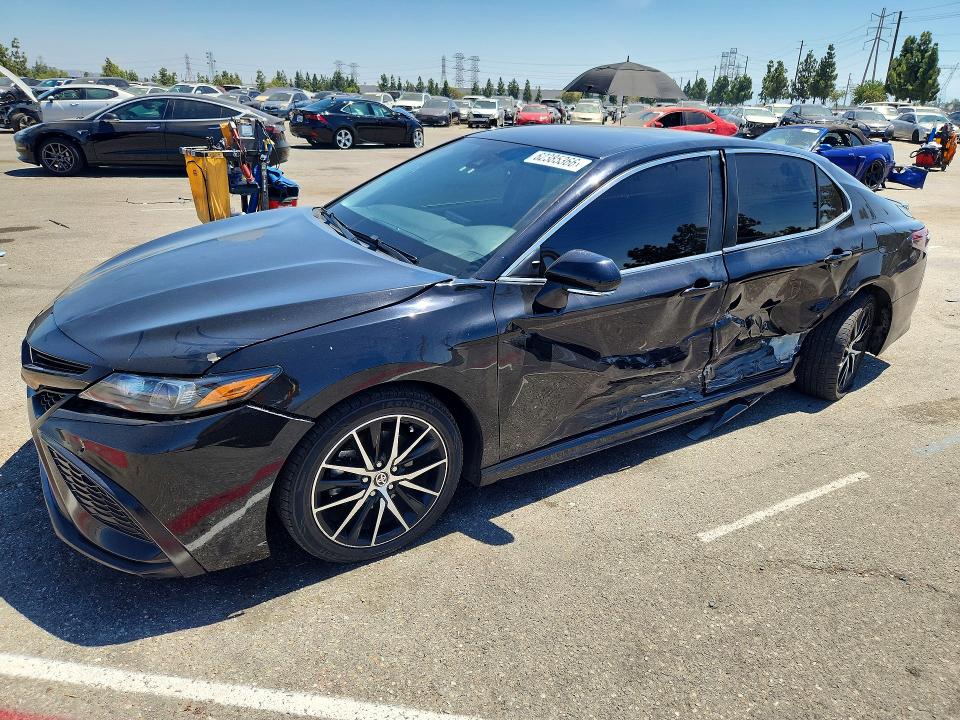 2024 Toyota Camry მანქანა იყიდება აუქციონზე, vin: 4T1G11AK2RU232845, აუქციონის ნომერი: 62385366
