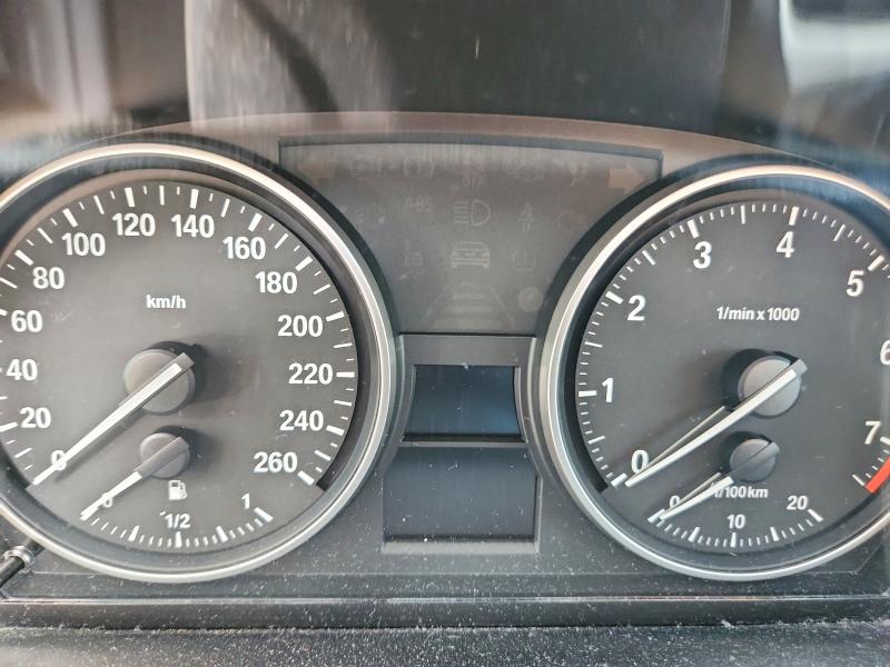 2013 Bmw X1 მანქანა იყიდება აუქციონზე, vin: WBAVL1C59DVR86113, აუქციონის ნომერი: 54618176