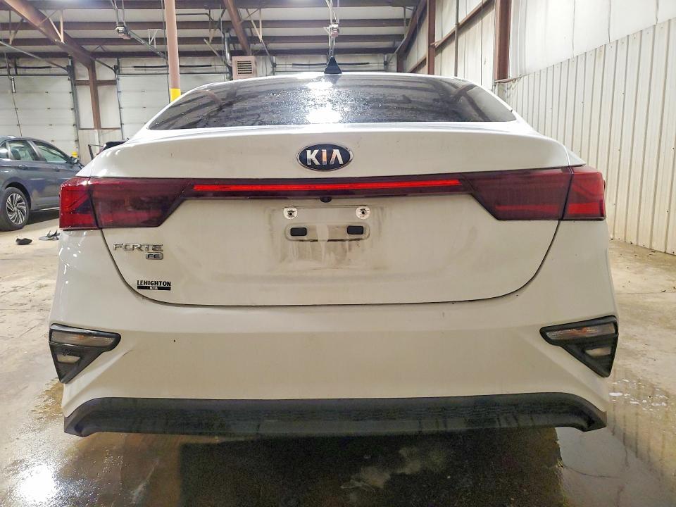 2019 Kia Forte მანქანა იყიდება აუქციონზე, vin: 3KPF24AD0KE073702, აუქციონის ნომერი: 61332686