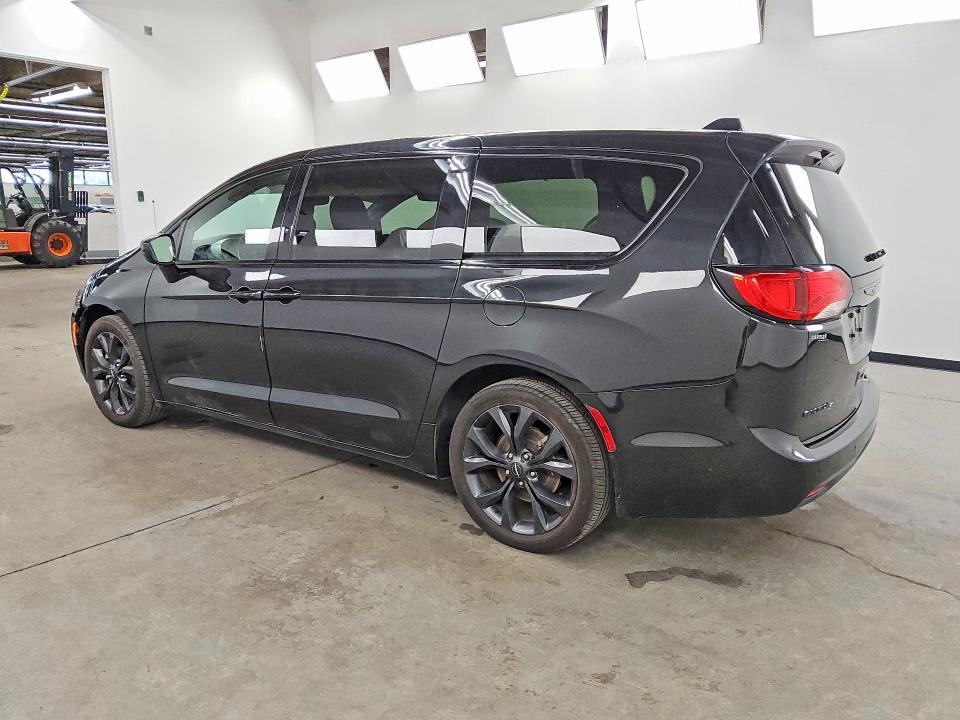 Aukcja sprzedaży 2018 Chrysler Pacifica, vin: 2C4RC1FG3JR198217, numer aukcji: 58852286