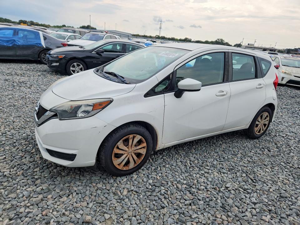 61882816 :رقم المزاد ، 3N1CE2CP4JL353013 vin ، 2018 Nissan Versa Note مزاد بيع