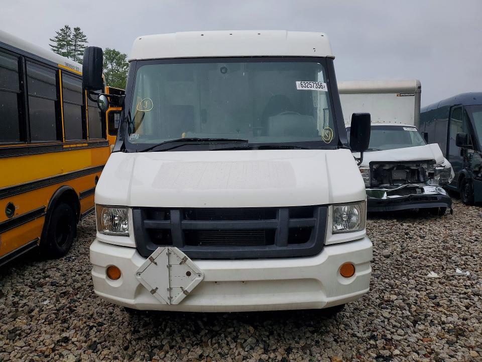2013 Isuzu Npr მანქანა იყიდება აუქციონზე, vin: JALB4T176D7W00088, აუქციონის ნომერი: 63257356