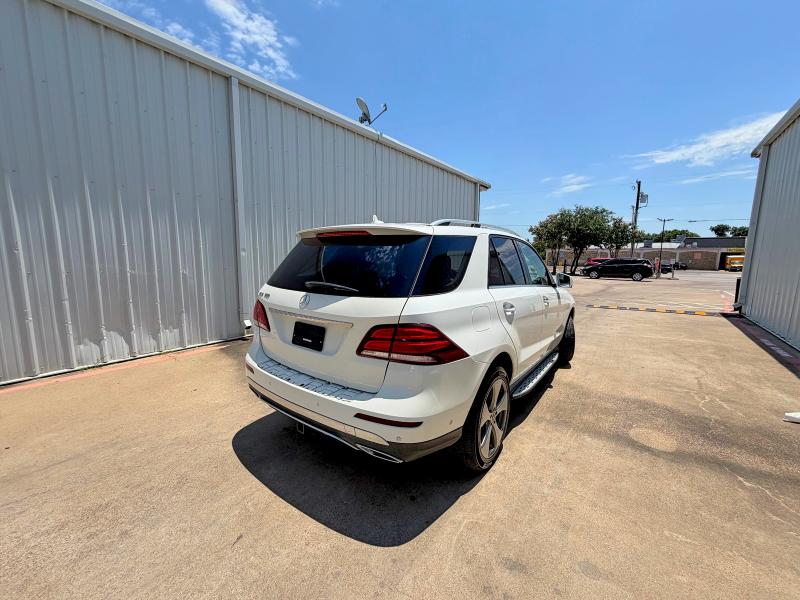 Продаж на аукціоні авто 2017 Mercedes-benz Gle, vin: 4JGDA5JB1HA938358, номер лоту: 60722976