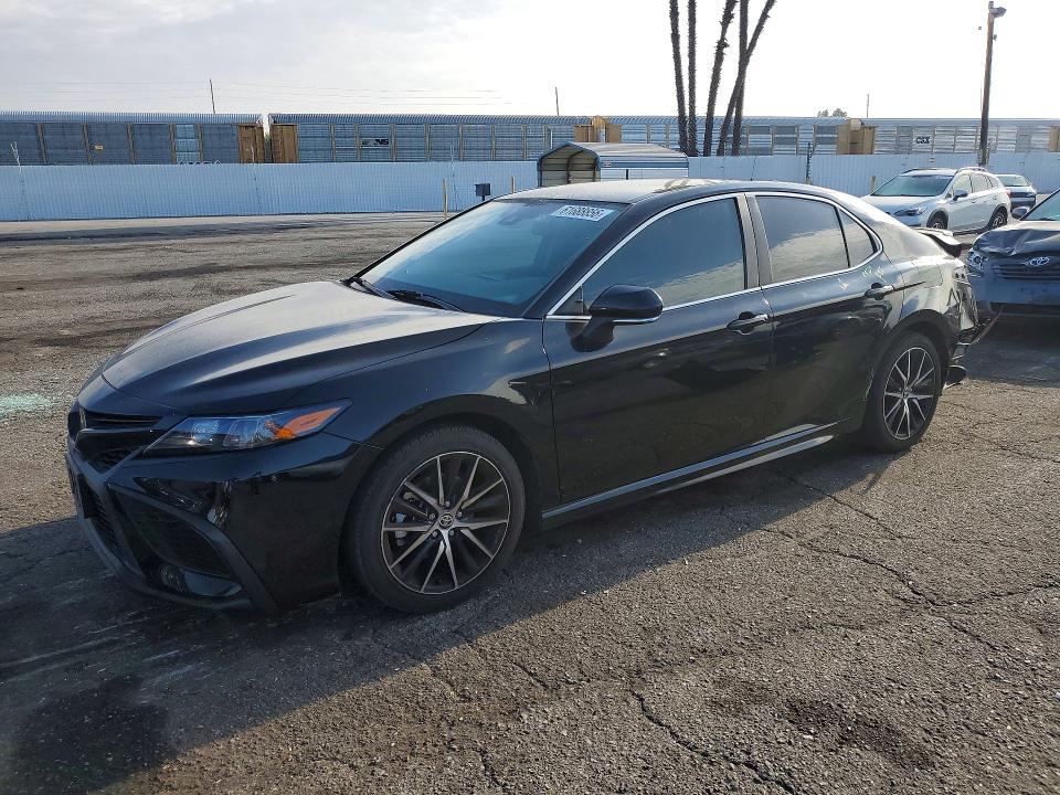 Продаж на аукціоні авто 2023 Toyota Camry, vin: 4T1G11AK7PU826599, номер лоту: 61688856