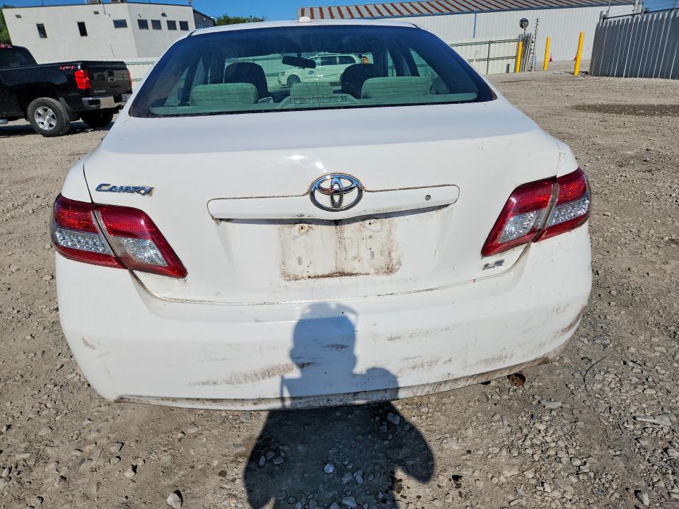 2010 Toyota Camry მანქანა იყიდება აუქციონზე, vin: 4T1BF3EK4AU564873, აუქციონის ნომერი: 62460736