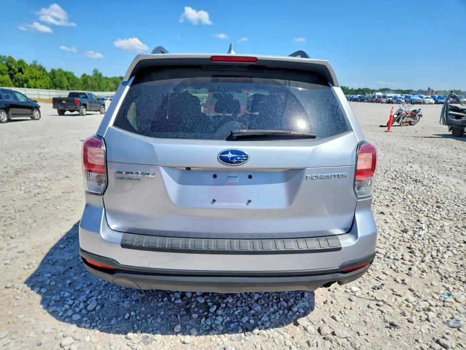 63033506 :رقم المزاد ، JF2SJAGC3JH408721 vin ، 2018 Subaru Forester مزاد بيع