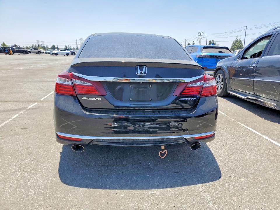 Aukcja sprzedaży 2016 Honda Accord, vin: 1HGCR2F51GA197588, numer aukcji: 58988106