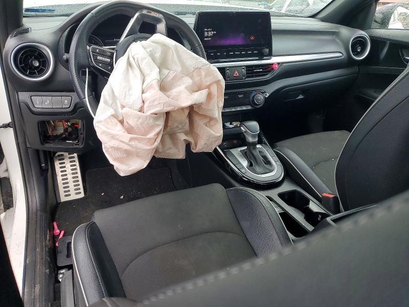 2024 Kia Forte მანქანა იყიდება აუქციონზე, vin: 3KPF54AD0RE726157, აუქციონის ნომერი: 59879336