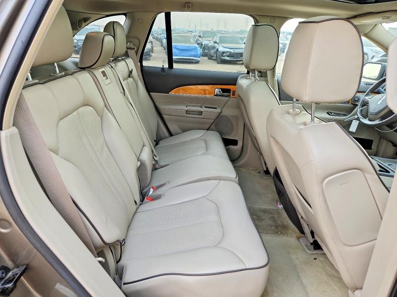 61339606 :رقم المزاد ، 2LMDJ8JK3CBL17058 vin ، 2012 Lincoln Mkx مزاد بيع