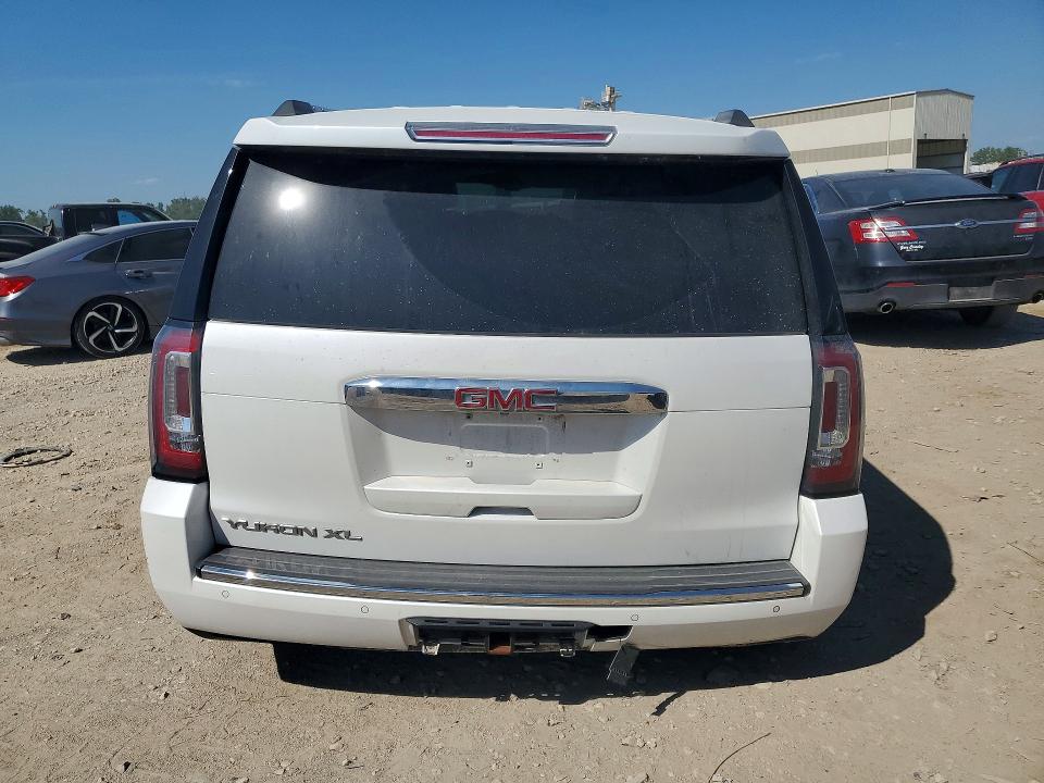 Продаж на аукціоні авто 2018 Gmc Yukon Xl, vin: 1GKS2HKJ7JR149515, номер лоту: 58087916